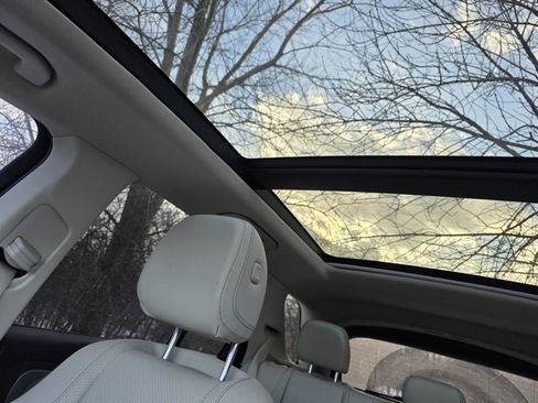 Certified 2020 Mercedes-Benz GLE 350 4MATIC image 11