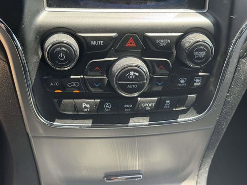 Used 2018 Jeep Grand Cherokee Altitude AWD/4WD image 26