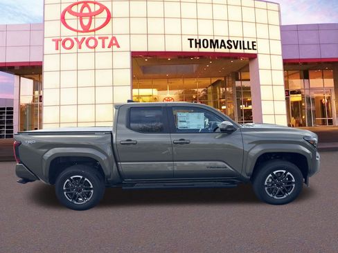 New 2025 Toyota Tacoma TRD Sport AWD/4WD image 4