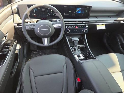 New 2025 Hyundai Santa Cruz XRT image 3