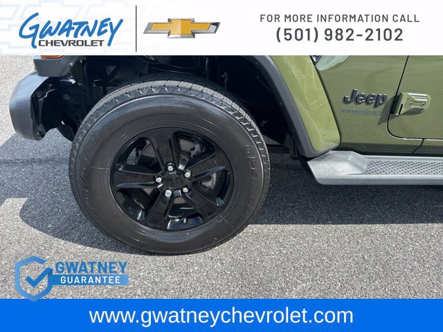 Used 2021 Jeep Wrangler Unlimited Sahara AWD/4WD image 9