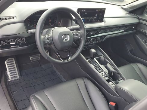 Used 2024 Honda Accord Sport image 17