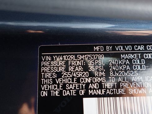 Used 2021 Volvo XC60 T5 Inscription w/ Advanced Package image 41