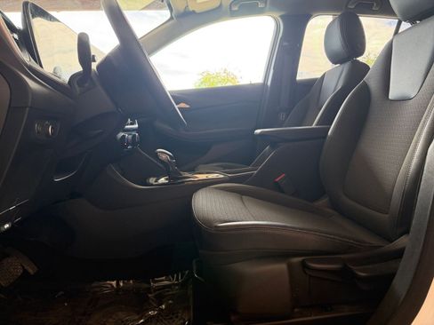 Used 2025 Buick Encore GX Preferred image 25