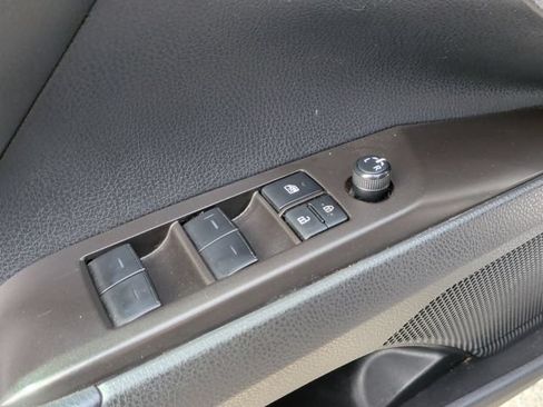 Used 2023 Toyota Camry LE FWD image 14