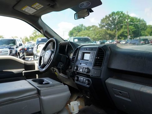 Used 2018 Ford F150 XL w/ Equipment Group 101A Mid AWD/4WD image 14