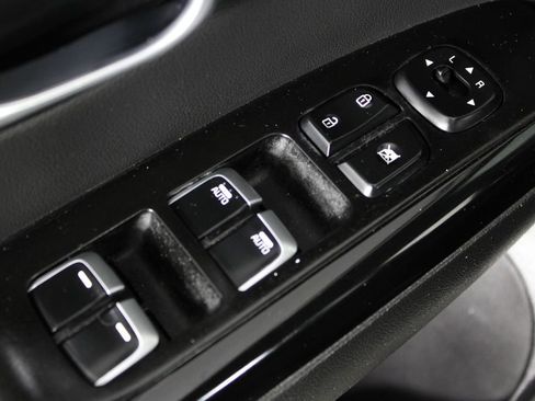 Used 2017 Kia Soul + w/ Audio Package image 19