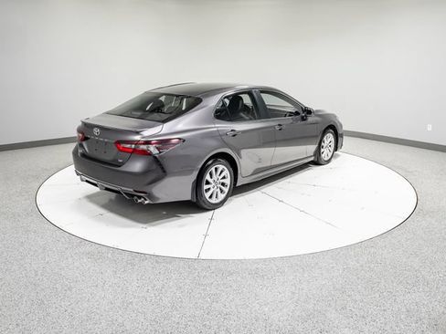 Used 2023 Toyota Camry SE FWD image 29