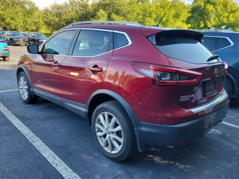 Used 2021 Nissan Rogue Sport SV FWD image 7