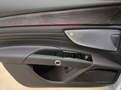 New 2025 Maserati Grecale Modena image 30