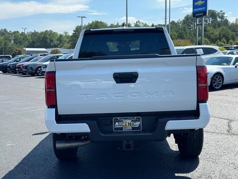 Used 2025 Toyota Tacoma SR5 RWD image 4