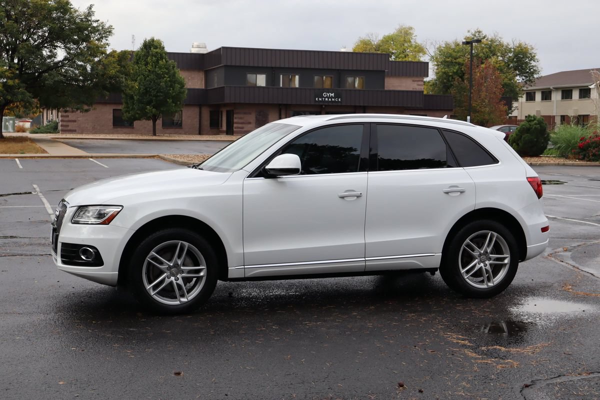 Used 2016 Audi Q5 2.0T Premium Plus w/ Technology Package AWD/4WD image 10