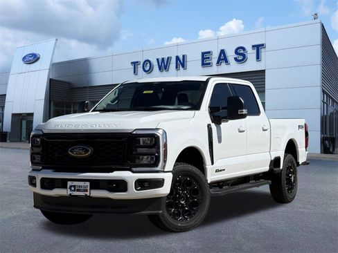 New 2026 Ford F250 XLT w/ XLT Premium Package image 23
