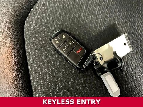 New 2023 Jeep Compass Latitude w/ Convenience Group AWD/4WD image 31