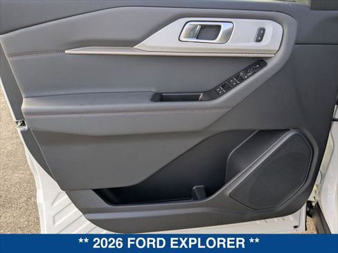 New 2026 Ford Explorer Active w/ Active Comfort Package image 10
