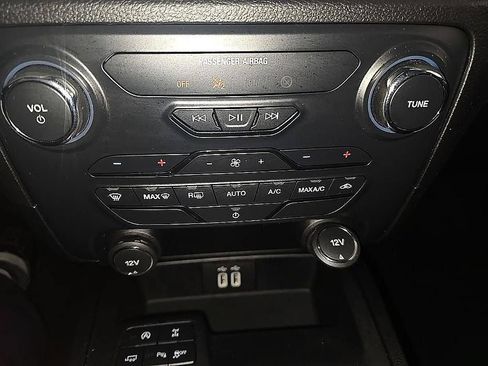 Used 2021 Ford Ranger XLT w/ Equipment Group 301A Mid AWD/4WD image 22