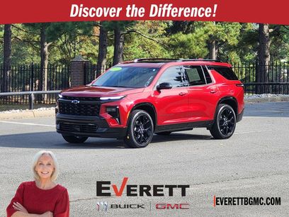 Used 2024 Chevrolet Traverse RS w/ LPO, Floor Liner Package