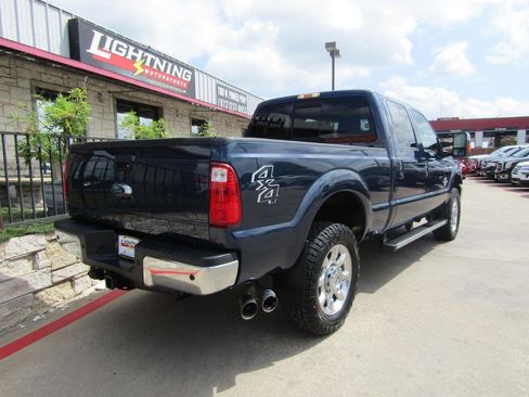 Used 2015 Ford F350 Lariat w/ Chrome Package image 4