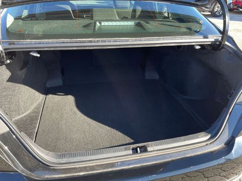 Used 2025 Toyota Camry LE image 30