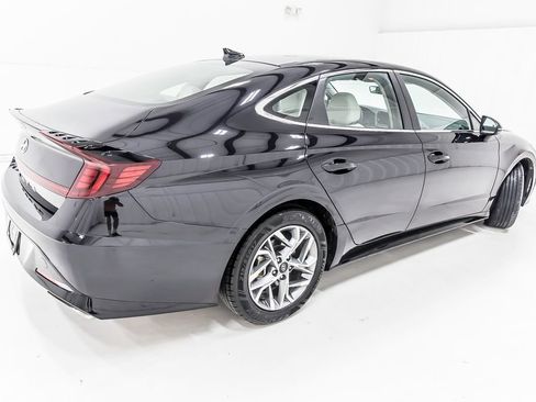 Used 2023 Hyundai Sonata SEL w/ Preferred Accessory Package FWD image 7