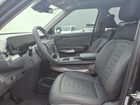 New 2026 Kia EV9 Wind image 12