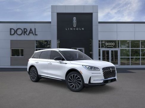 New 2025 Lincoln Corsair Reserve FWD image 7