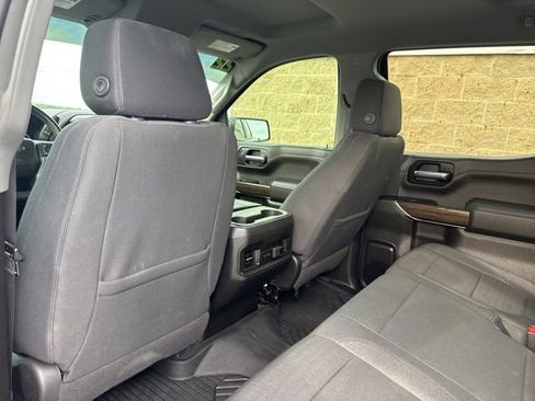 Used 2022 Chevrolet Silverado 1500 LT Trail Boss w/ LPO, Dark Essentials Package AWD/4WD image 11