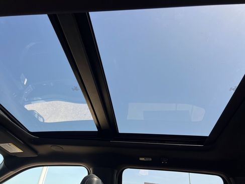 New 2025 Ford F150 Lariat w/ Equipment Group 502A High image 11