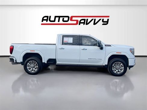 Used 2022 GMC Sierra 2500 Denali w/ Denali Ultimate Package image 8
