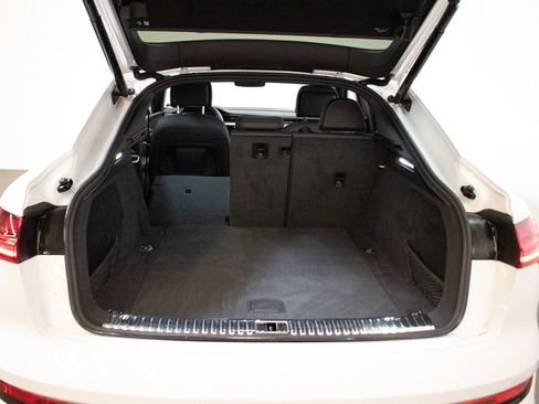 Used 2023 Audi e-tron Premium Plus w/ Premium Plus Package image 27