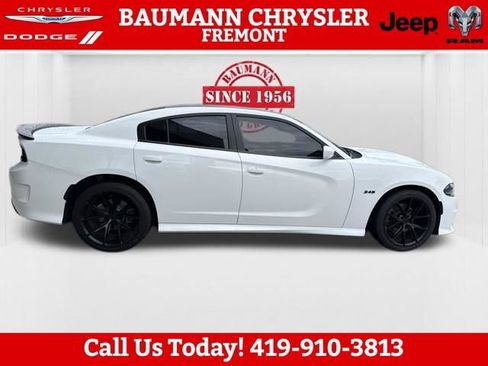 Used 2018 Dodge Charger R/T RWD image 7