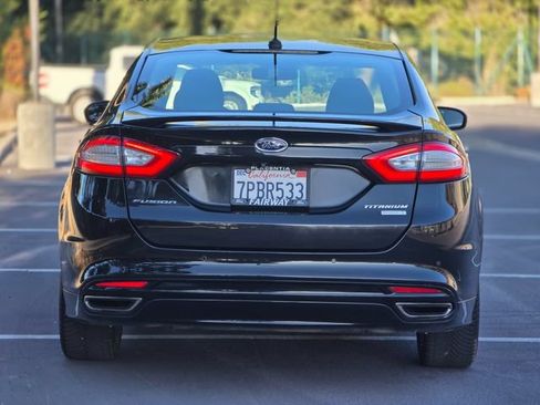 Used 2014 Ford Fusion Titanium FWD image 10
