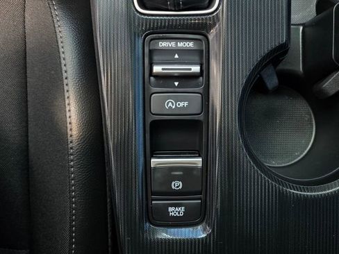 Used 2025 Honda Civic Sport image 12