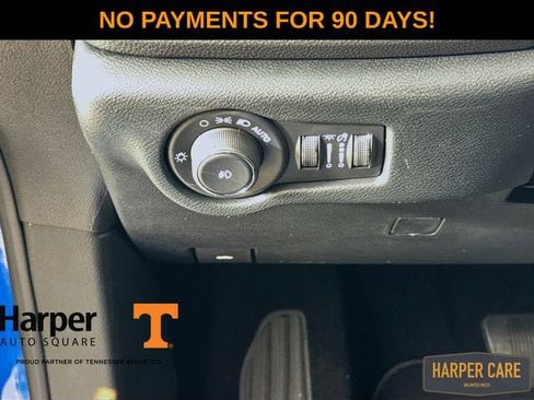 New 2026 Chrysler Pacifica Select image 13