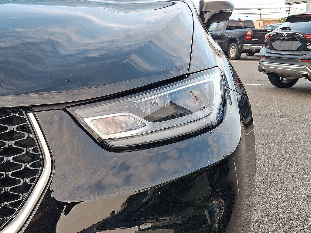 Used 2025 Chrysler Pacifica Pinnacle FWD image 34