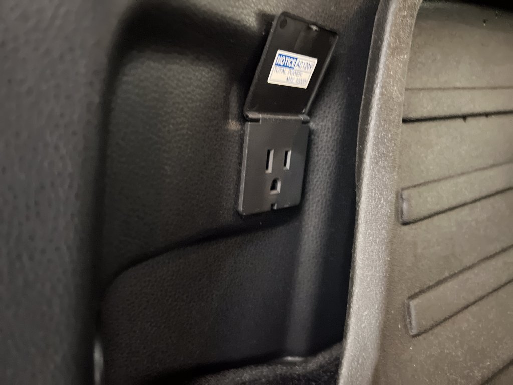Used 2020 Toyota Highlander Platinum FWD image 44