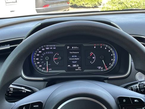 Used 2023 Hyundai Tucson SEL FWD image 15