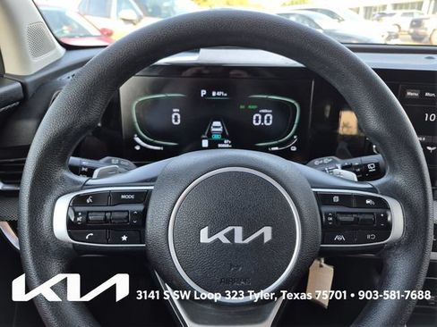 Used 2023 Kia Sportage LX AWD/4WD image 26