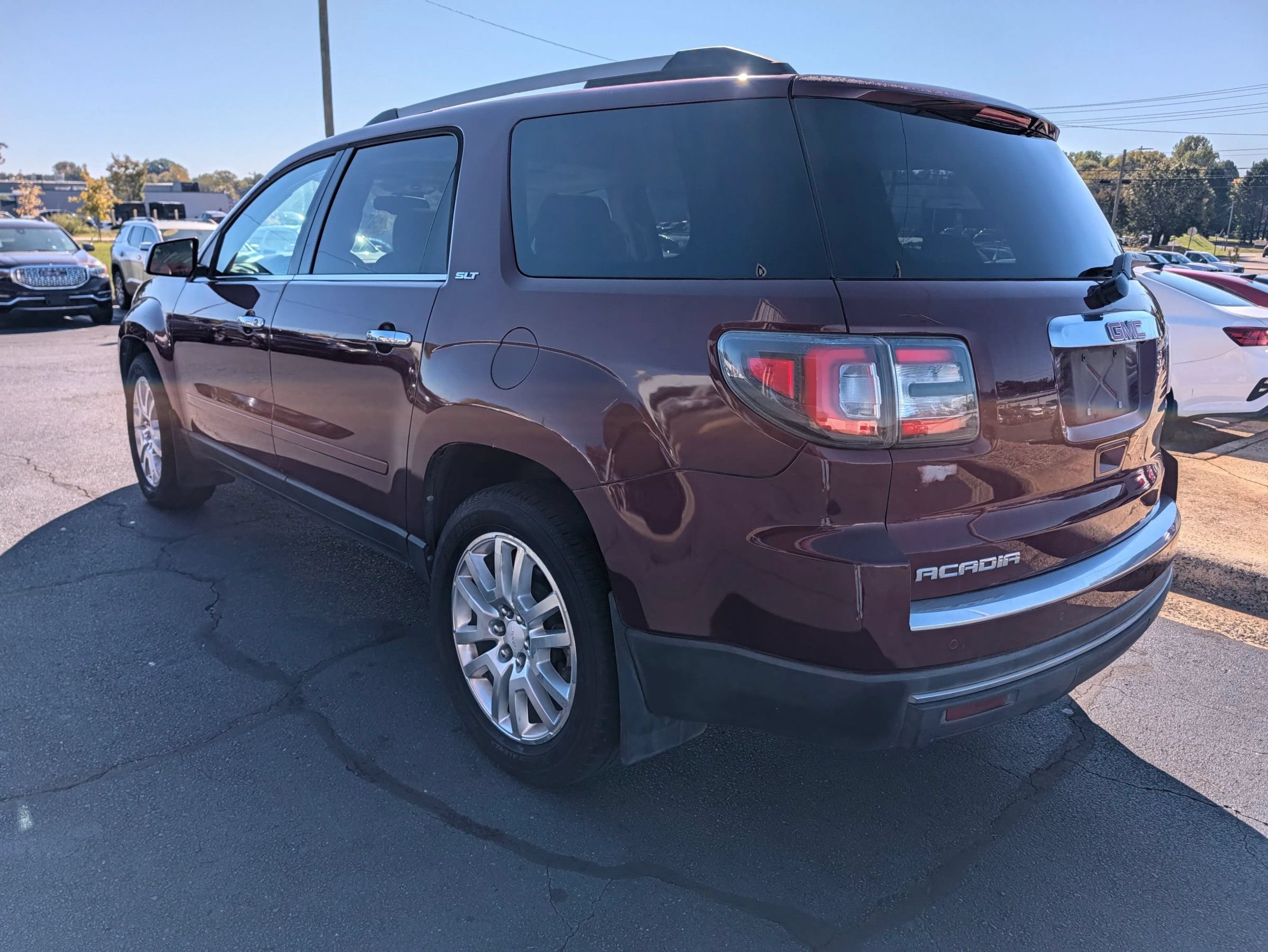 Used 2016 GMC Acadia SLT w/ Premium Edition FWD image 5