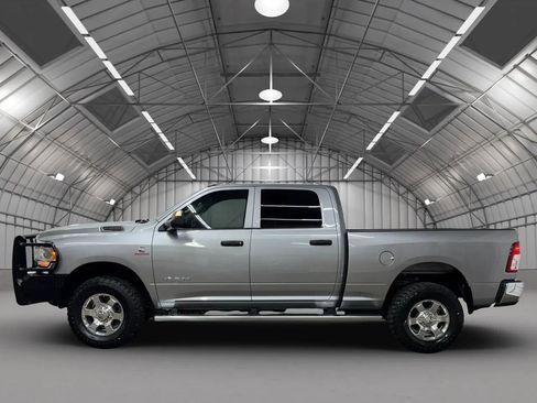 Used 2019 RAM 2500 Tradesman AWD/4WD image 2