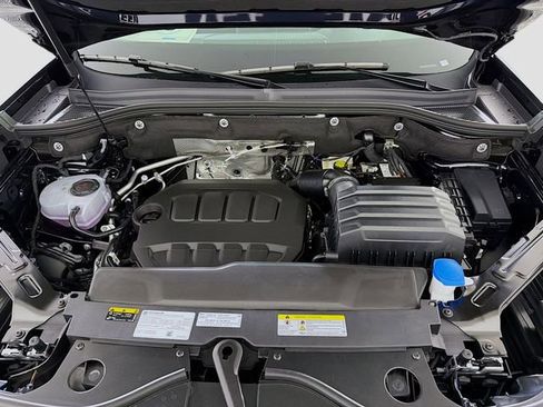 New 2026 Volkswagen Atlas Peak Edition AWD/4WD image 31