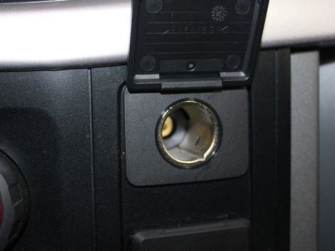 Used 2023 Ford F150 XLT w/ XTR Package image 43