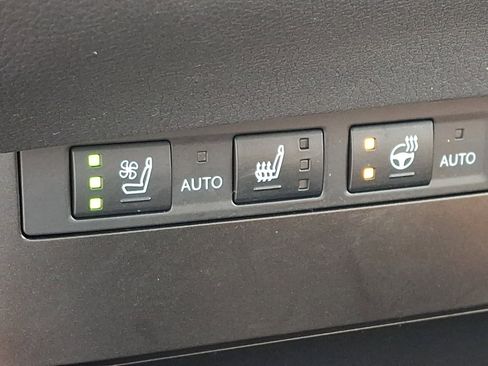 Certified 2025 Lexus ES 300h w/ Technology Package image 25