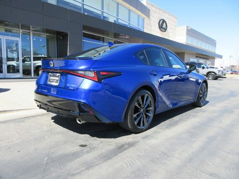 Used 2025 Lexus IS 350 F Sport w/ Navigation Package image 10