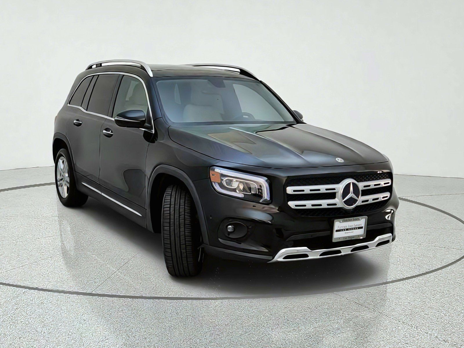 Used 2023 Mercedes-Benz GLB 250 image 4
