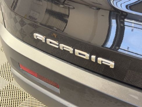 Certified 2023 GMC Acadia AT4 w/ Technology Package image 15