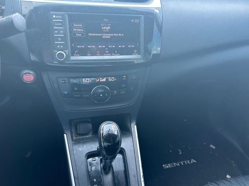 Used 2019 Nissan Sentra SV w/ Special Edition Package FWD image 10