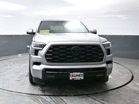 Used 2024 Toyota Sequoia Platinum image 8