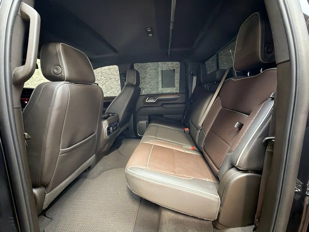Used 2025 GMC Sierra 2500 Denali AWD/4WD image 14