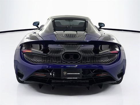 Used 2025 McLaren 750S Spider image 35